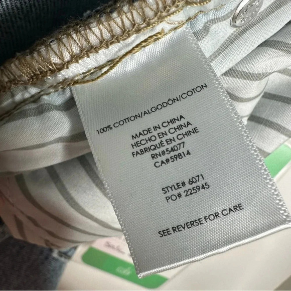 CAbi NWT Sandstorm Wash 6071 Distressed Boyfriend Jeans Size 10 - Picture 11 of 11